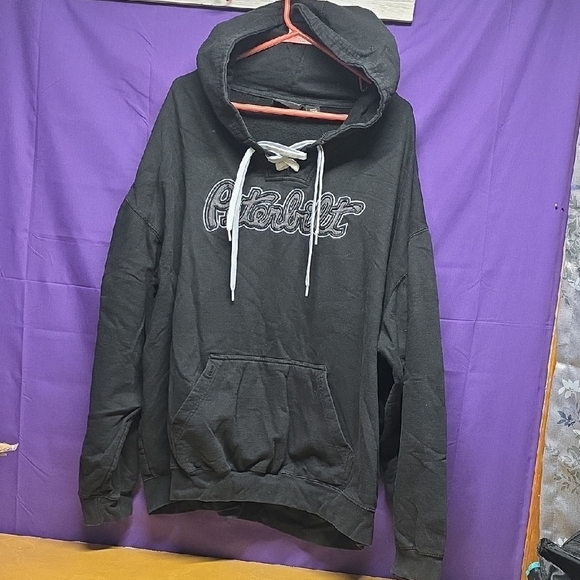 4xl Peterbilt Black Logo Hoodie Pennant - Picture 1 of 5